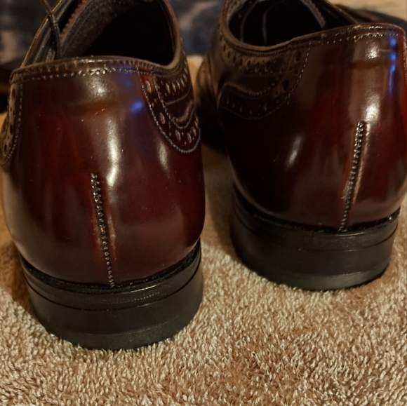 Johnston & Murphy Heritage Wingtips, Made in USA, Burgundy, sz 9.5 - Picture 4 of 6